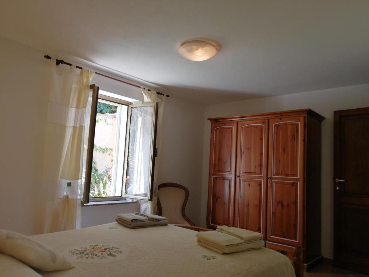 Corte Mannoni Porto Pozzo Extérieur photo